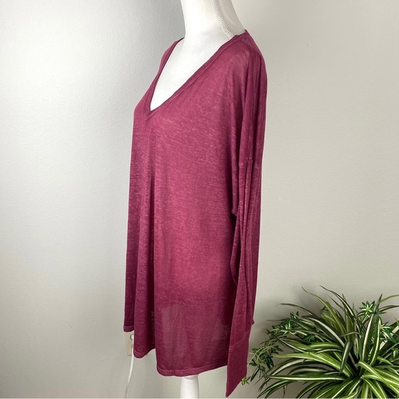 Maurices, Plus Size 2 Burn Out Long Sleeve V-Neck Pull Over Wine Color Top 24/7 - Picture 5 of 10